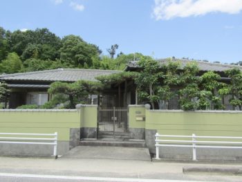 和風家屋の建物 岡山県倉敷で外壁塗装をするならリフォームサポート塗夢にお任せ